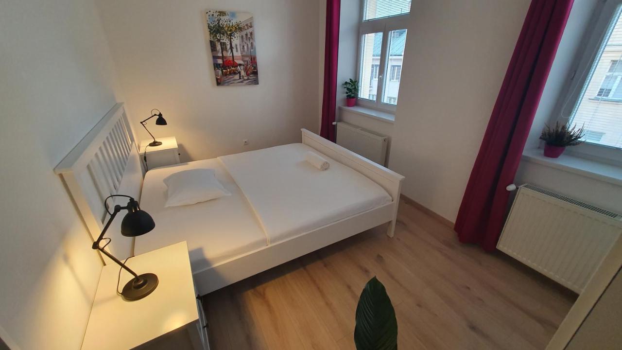 Le Monde Apartment Bratislava - Amazing 5Bdr In Downtown المظهر الخارجي الصورة